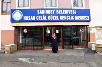 65 Yaşındaki Fatma Hanım, Dikiş Kursuyla Görmeyi Geri Kazandı