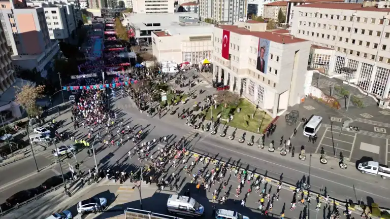 Tarihi Yarı Maraton Başarıyla Tamamlandı