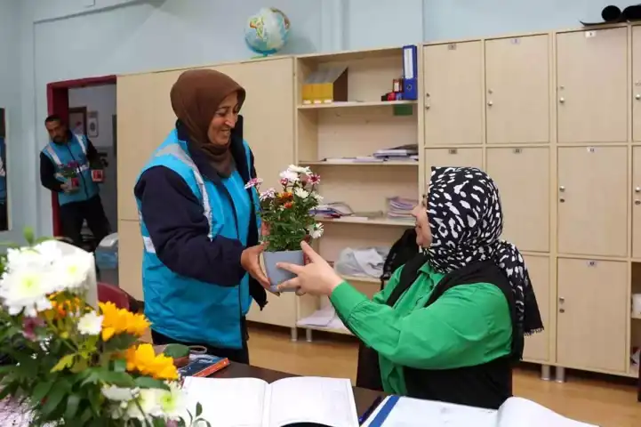 Öğretmenler Günü'nde Özel Hediye