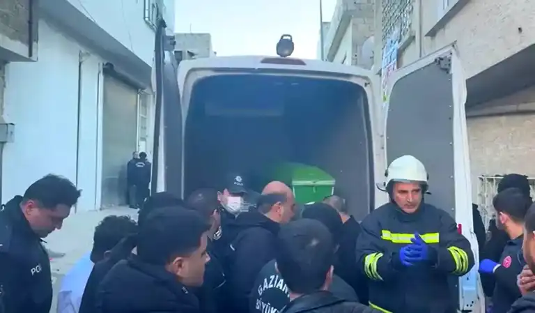 Gaziantep Nizip'te Yangın Faciası: 2 Çocuk Hayatını Kaybetti